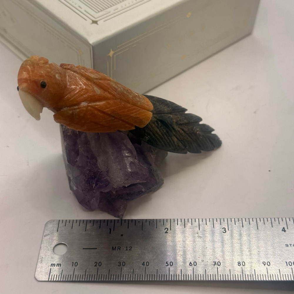 Semi Precious gemstone Bird figure Orange and Green Parrot on Amethyst - Picture 4 of 14